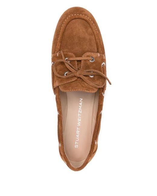 Stuart Weitzman Tinsley Loafers in het Brown