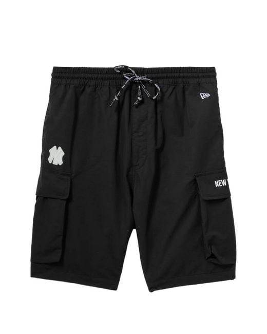 KTZ Black Ny Yankees Shorts for men