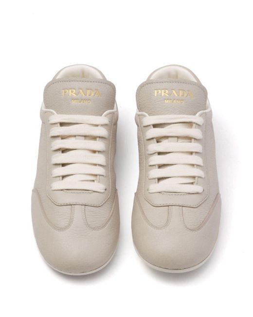 Prada Leren Sneakers Met Logoprint in het White