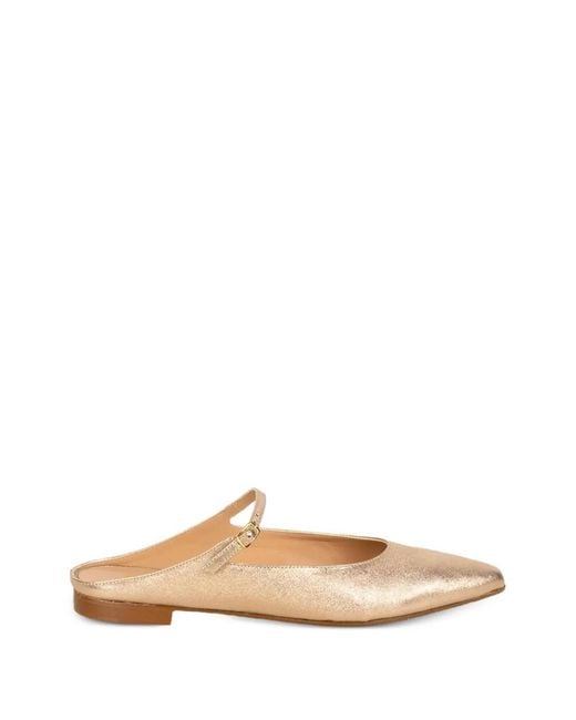 Mules A Punta di Status in White