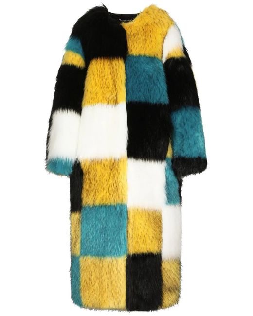 Check-Pattern Faux-Fur Coat Dolce & Gabbana en coloris Yellow