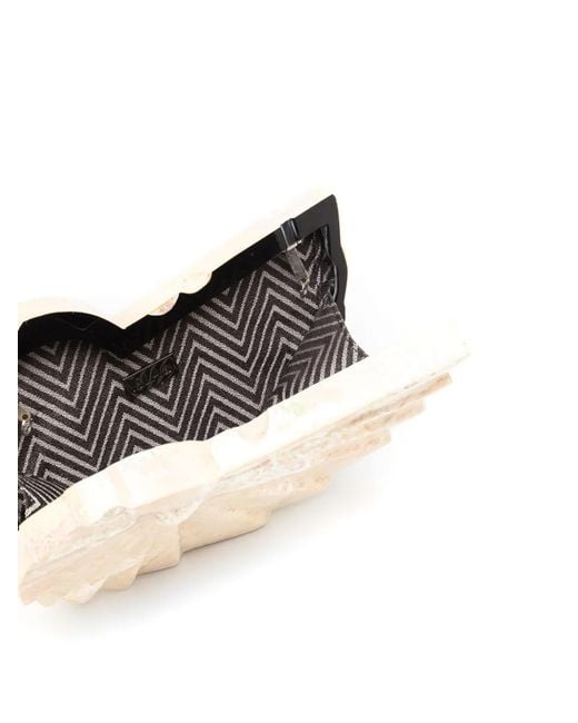 Bolso de hombro con madreperla grabada Isla de color Natural