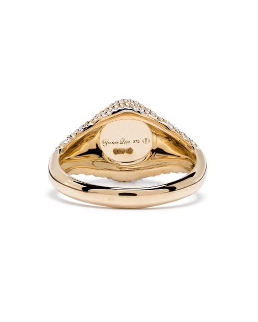 Anello con sigillo in oro giallo 9kt con diamanti taglio marquise di Yvonne Léon in White