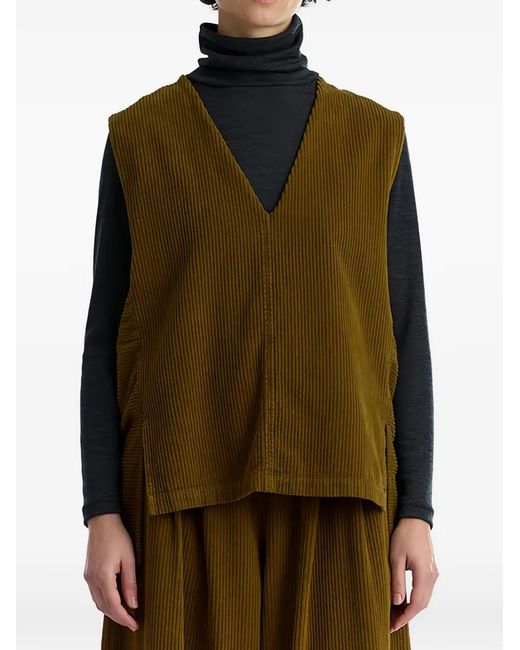 Black Crane Green V-Neck Corduroy Vest