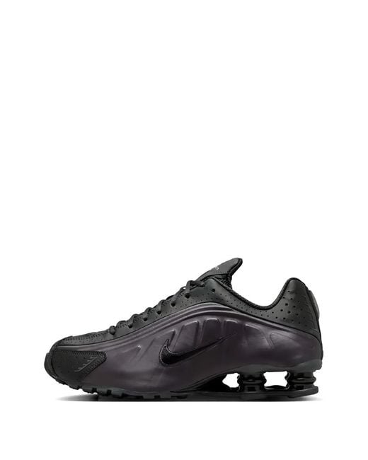 Nike Black Shox R4 Sneakers for men