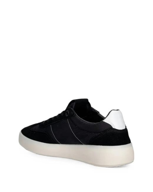 Guess Black Logo-Patch Low-Top Sneakers