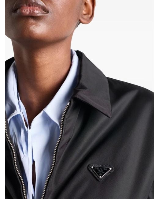 Sobrecamisa con logo triangular Prada de color Black