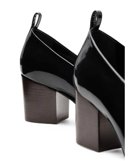 AMI Leren Pumps in het Black