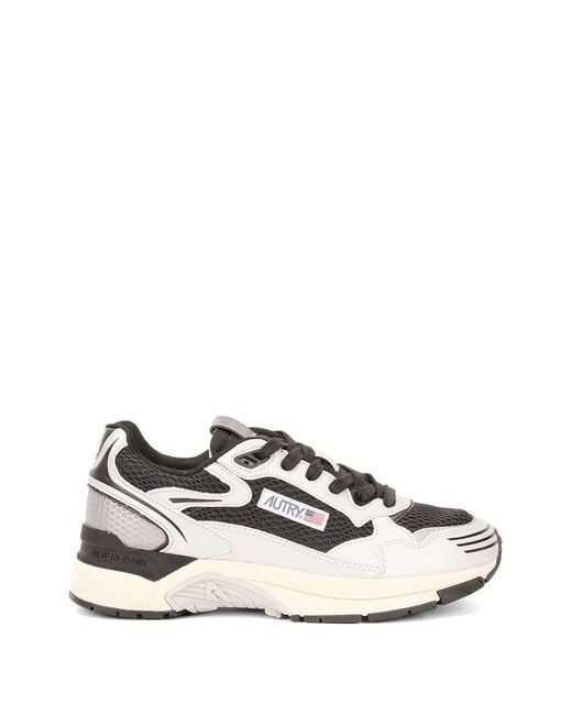 Autry White Lace-Up Flat Sneakers