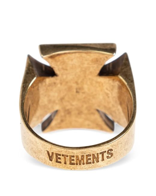 Vetements Metallic Ring Mit Kreuz