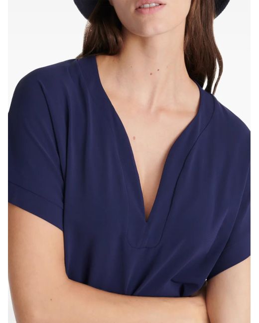 Eres Emy Tuniek in het Blue