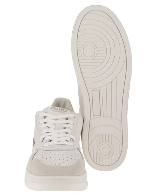 Autry White Medalist Low for men