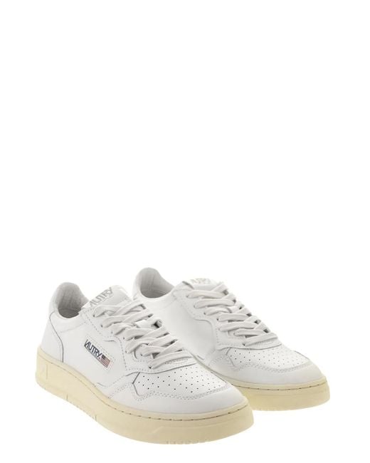 Autry White Medalist Low for men