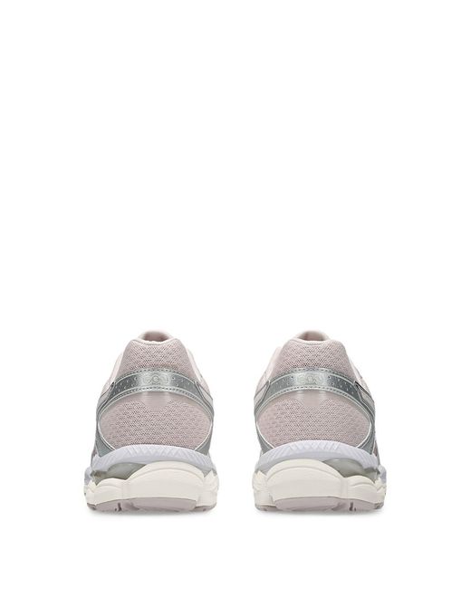 Asics White Gel-Cumulus 16 Sneakers