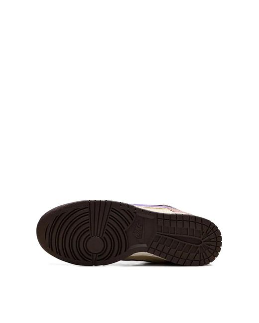 Nike Brown Dunk Low Retro Se Sneakers for men