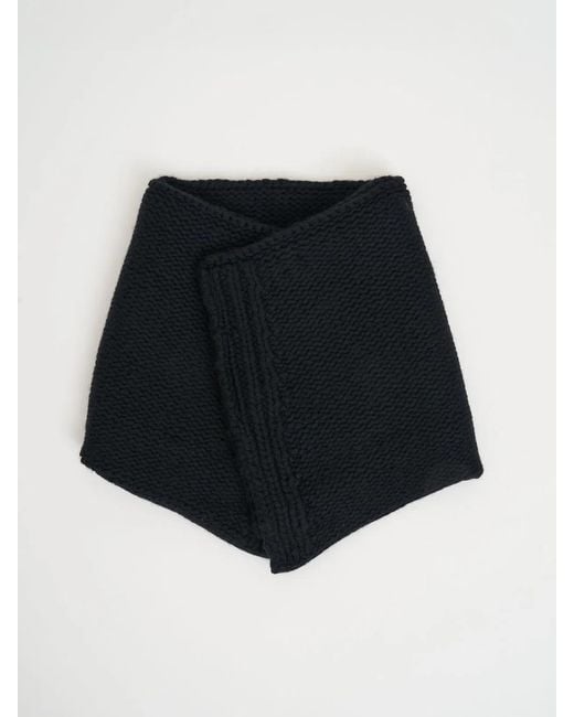 DEVOA Black Cashmere Neck Warmer for men
