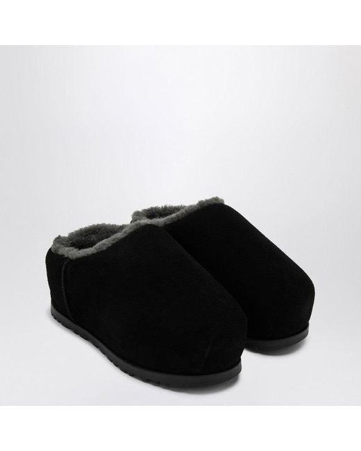 Ugg Black Pumped Slipper