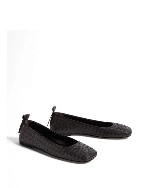 Bottega Veneta Black Flat Intreccio