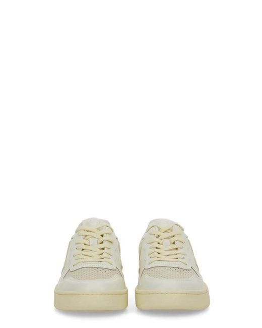 Veja White Sneaker V-10
