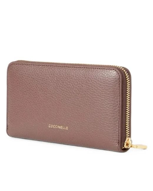 Coccinelle Brown C-Me