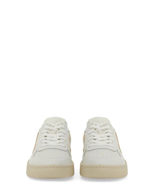 Veja White Sneaker V10