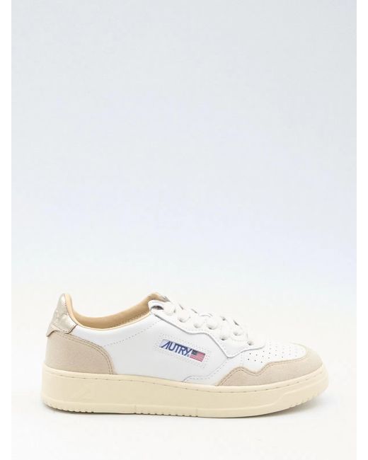 Autry White Medalist Low Sneakers
