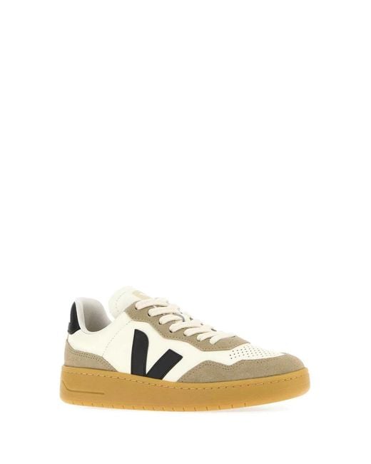 Veja Multicolor V-90