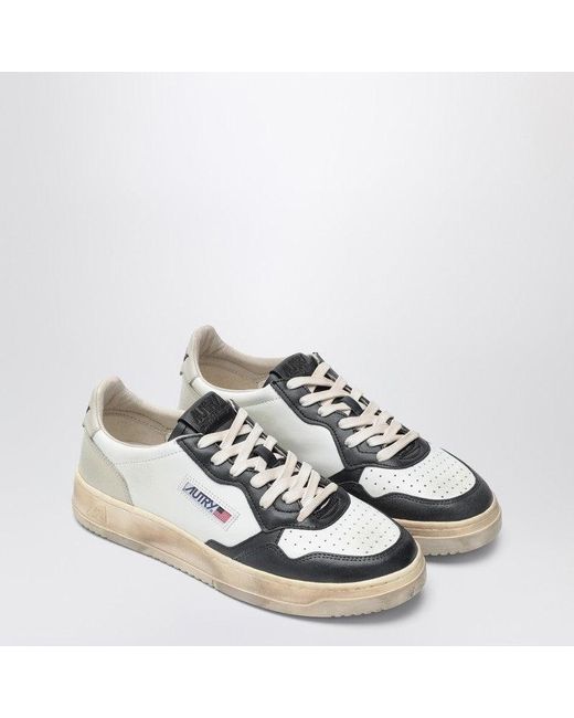 Autry White Medalist Low Super Vintage Sneakers for men