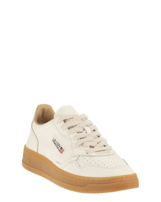 Autry White Medalist Low for men