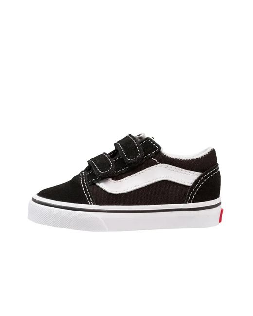 Vans Black "Old Skool" Sneaker