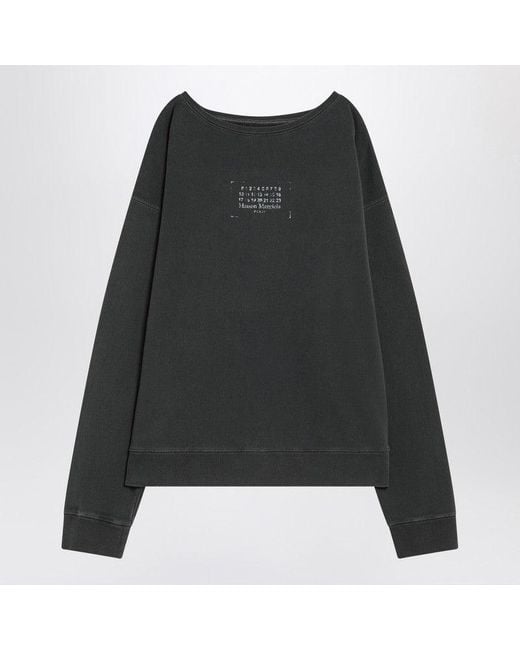 スウェット・トレーナー MAISON MARGIELA FADED BLACK SWEATSHIRT WITH PRINTED LOGO Maison Margiela Faded Sweatshirt With Printed Logo in Black