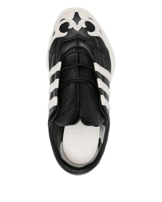 Y-3 Black Regu 2002" Sneakers