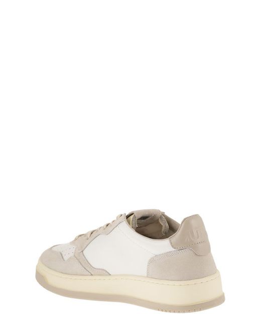 Autry White Medalist Low for men