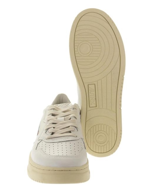 Autry White Medalist Low for men