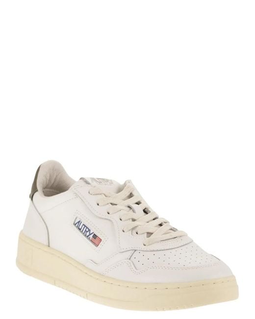 Autry White Medalist Low for men
