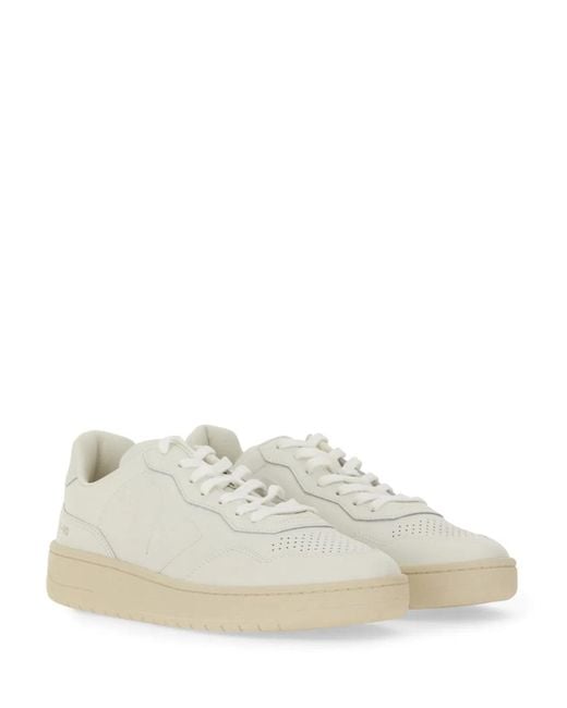Veja White Sneaker V-90