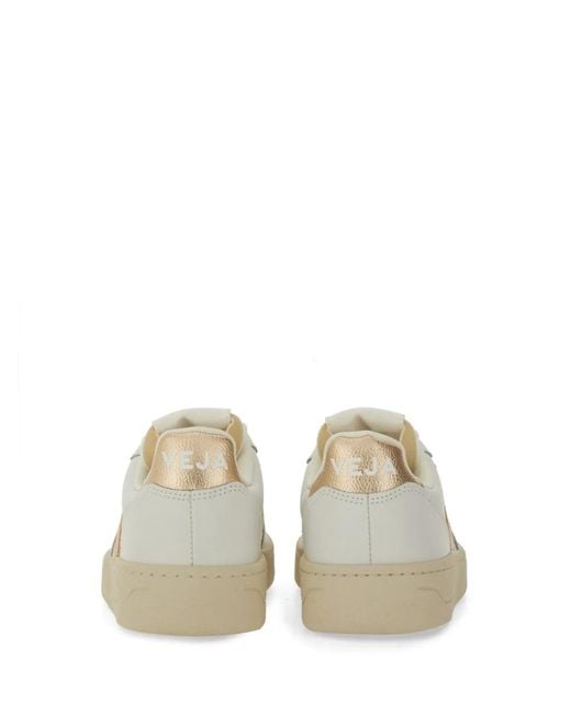 Veja White Sneaker V10
