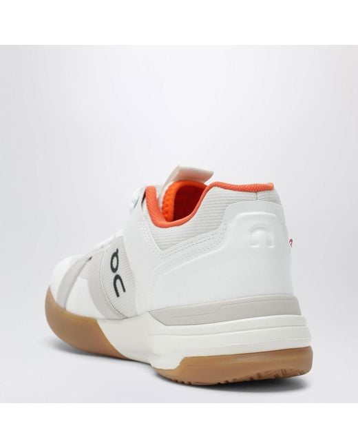On Shoes White The Roger Clubhouse Pro Tennis Shoes for men