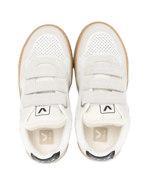 Veja White Sneaker "V-90"