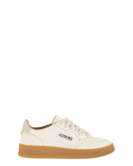 Autry White Medalist Low for men