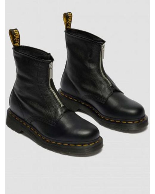 Dr. Martens Black Leather 1460