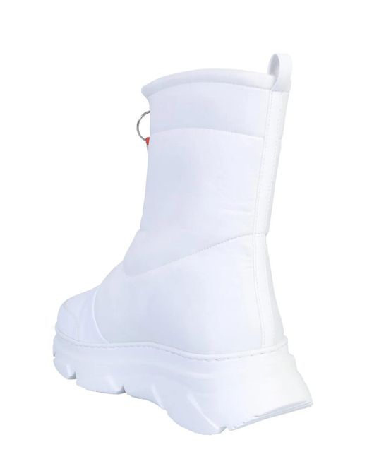 Forward White Leather Boot