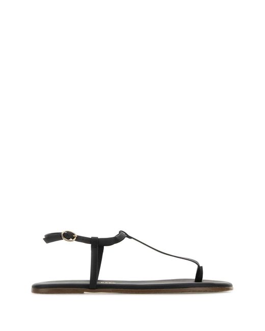 TKEES White Sandali