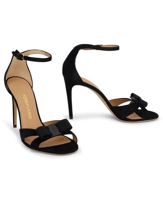 Ferragamo Black Leather Sandal With Vara Bow