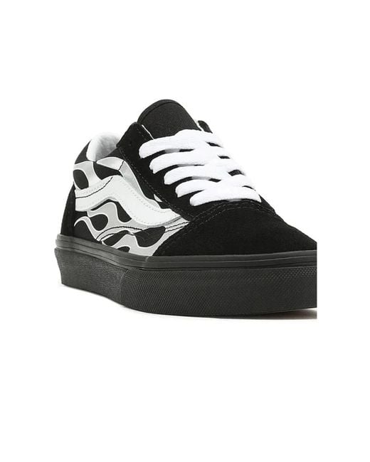 Vans Black "Old Skool" Sneaker