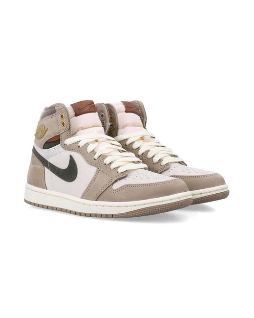 Nike White Air Jordan 1 Retro High Og