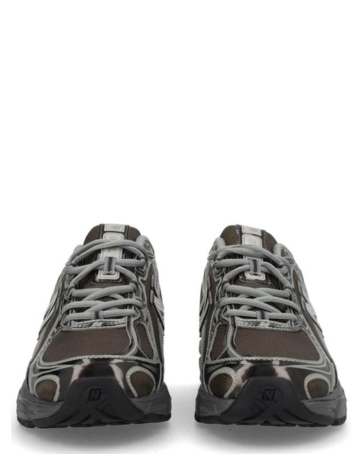 New Balance Gray Sneaker 740