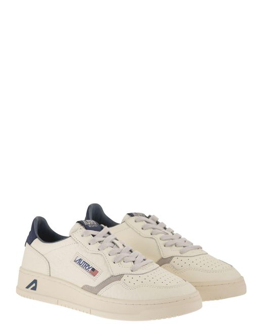 Autry White Medalist Low for men