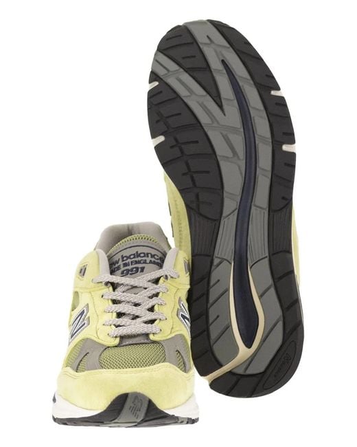 New Balance Yellow 991V2