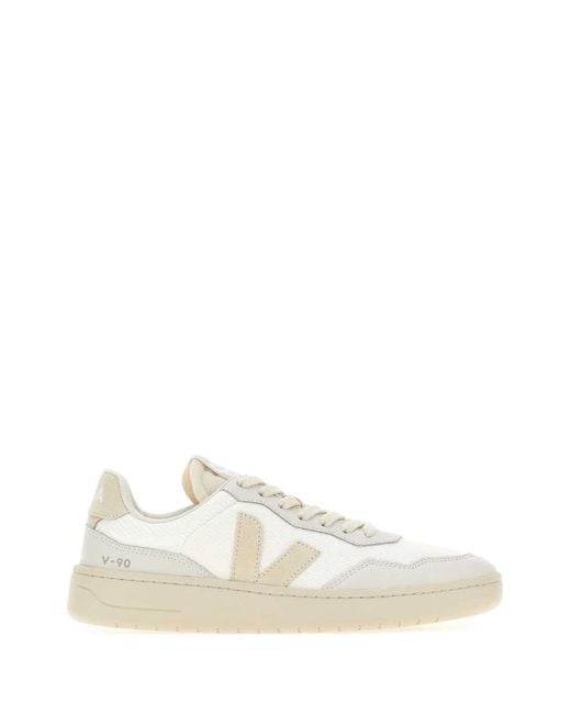 Veja White V-90 for men